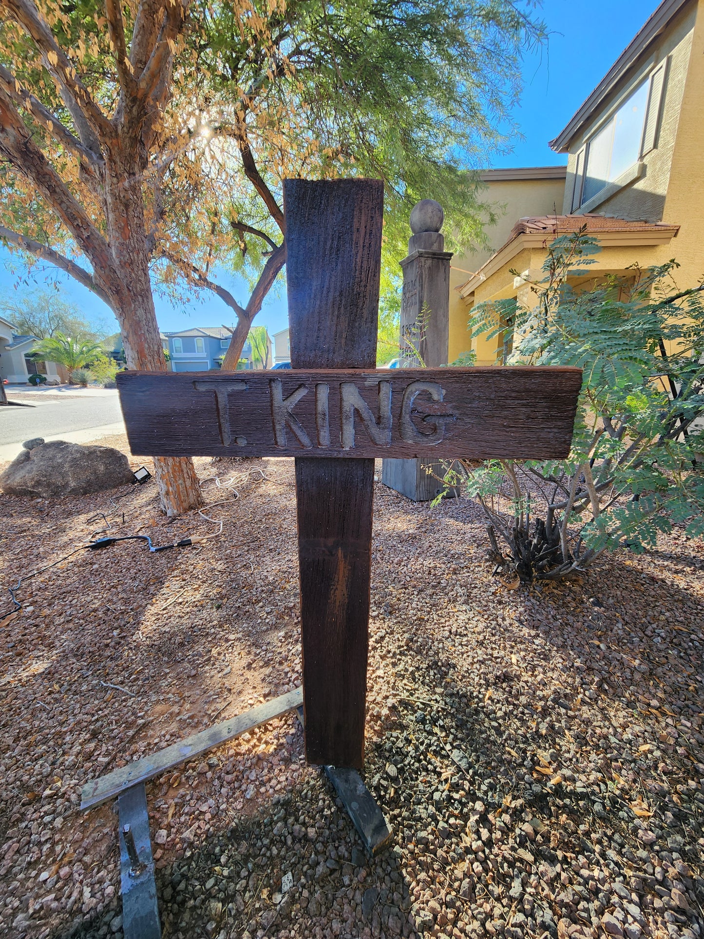 Custom Cross